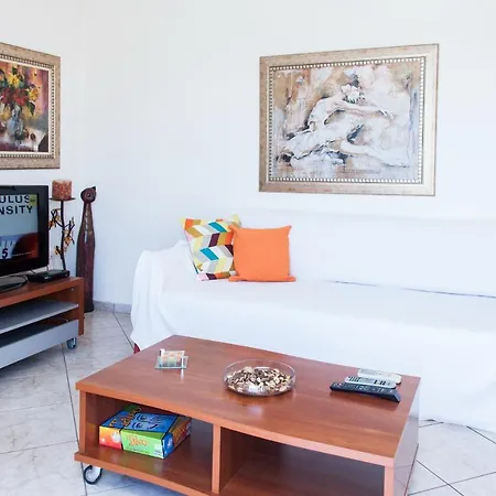 Penthouse With Fabulous Views Zografou * Athens